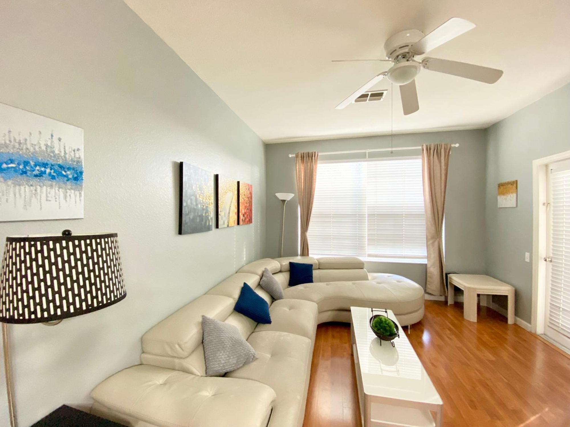 3 Bedroom Resort Style Condo, 3 Miles To Disney! 키시미 외부 사진